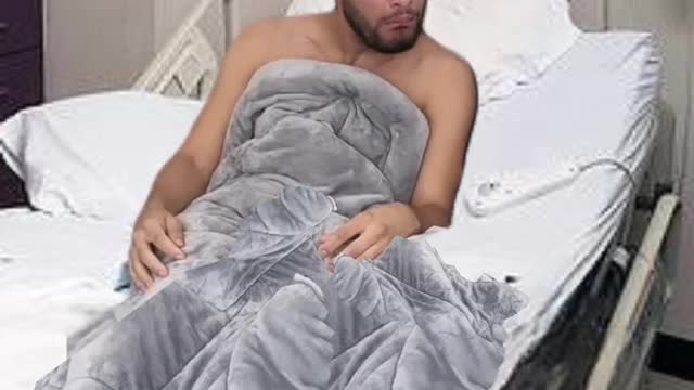 Heeeeeeyyyyy eu tô internada agora, e tem um senhor que tá desse jeito