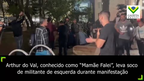Arthur do Val, o "Mamãe Falei", leva soco de manifestante de esquerda