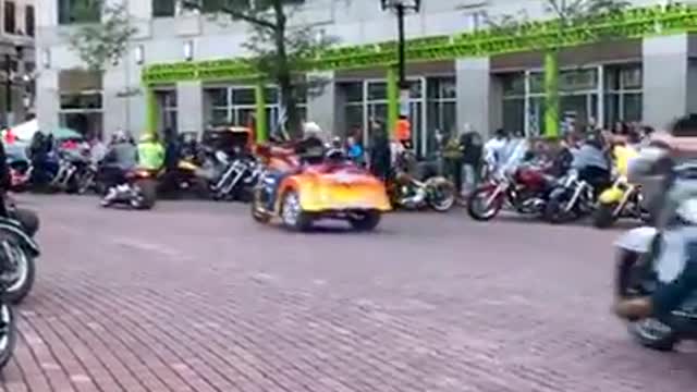 Motorcycles on Meridian