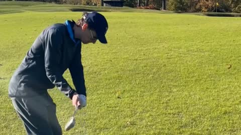 Beginner Smokes a 3 Wood Over a Hazard #golf #golfessentials #USA