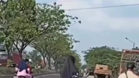 पापा की परी को मुड़ना है😂😂👌 #shorts #funnyshorts #youtubeshorts #comedyvideo #viral #viralshortvideo