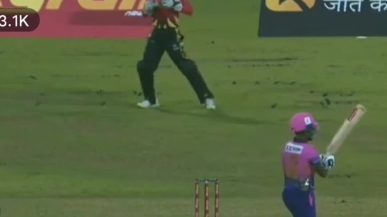 Muhammad hasnain Fast Bowling spell Mist Watch