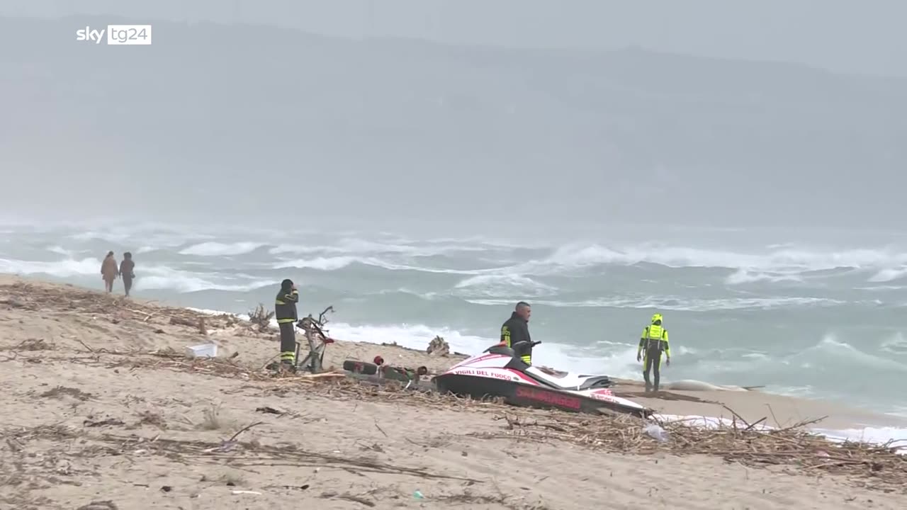 At least 61 dead, 80 recovered in migrant shipwreck off coast in Italy