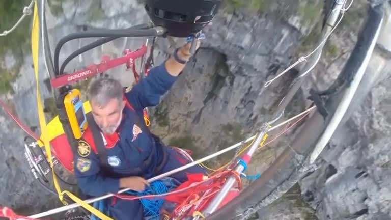 Never too old to fly a hot-air balloon