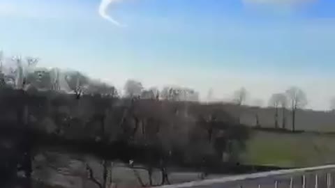 Ukrainian soldier trying to shoot down a Russian missile with a 9K38 "Igla".