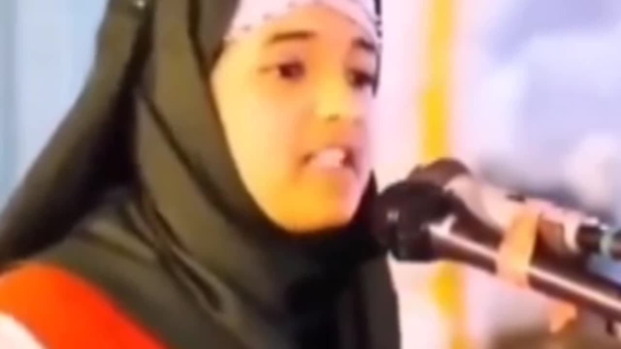 Ek choti si bachi ka kalme per bayan