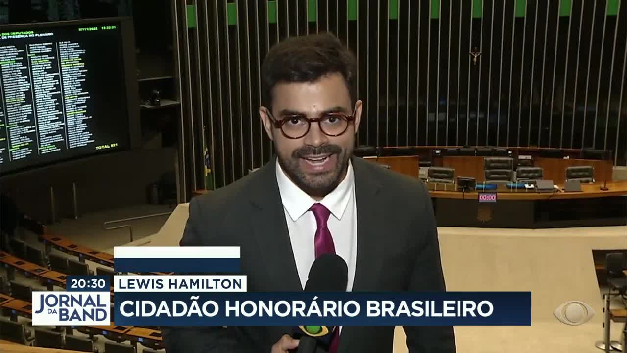 Hamilton recebe título de cidadão honorário brasileiro