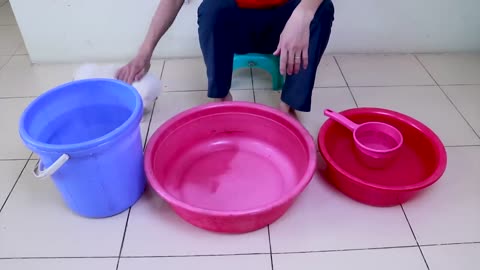 First Cute Pomeranian Puppy Bath