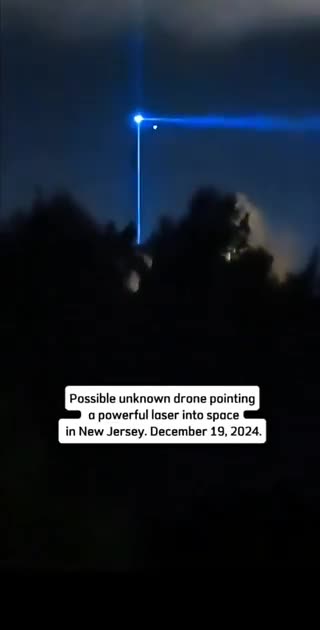New Jersey UAPS firing off powerful Lasers into Space