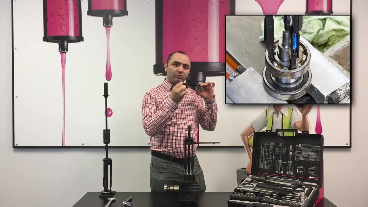 Demonstration of the Simatec Simatool MK 10-30 Bearing Instillation & Removal Kit