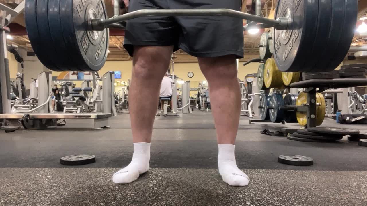 405lb trap bar deadlift