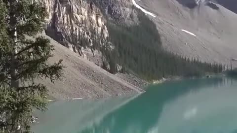 Unbelievable Turquoise Beauty Moraine Lakes Magical Color Transformation