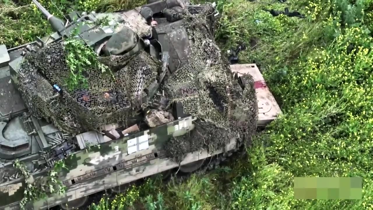 AFU 47th separate mechanized brigade and Bradley IFV on a minefield