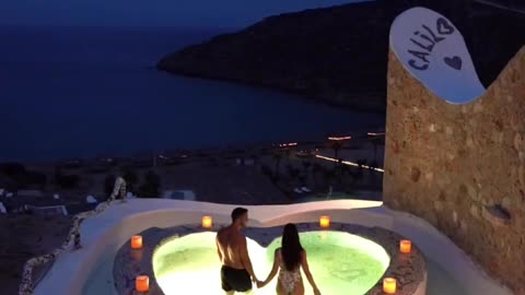 Swimming pool couple love statues |Tag Your Love😍💓💓