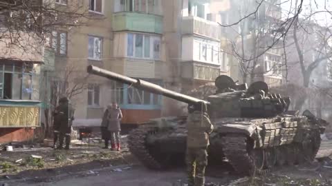 DPR troops taking a break in Mariupol