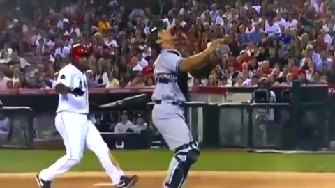 Jorge Posada catching a baseball bare-handed will always be incredible