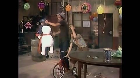 Chaves S01E32 - A Festa Da Amizade