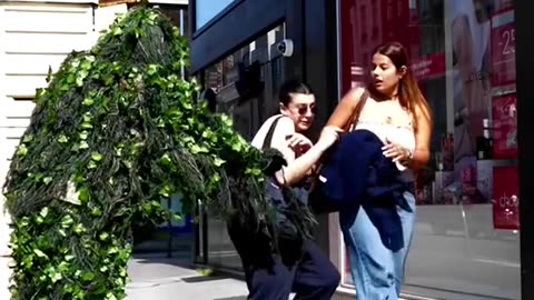 FUNNY BUSH MAN PRANK 🤣😂😂