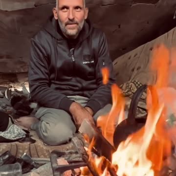 ►🚨▶◾️🇮🇱⚔️🇵🇸 Palestinian family insists to live within rubble of their own home in Khan Yunis