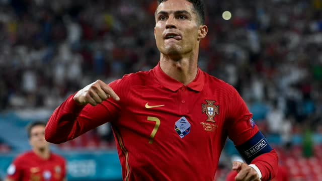 Cristiano Ronaldoš£ 'everyone knows who I am' response to Man Utd sack threat