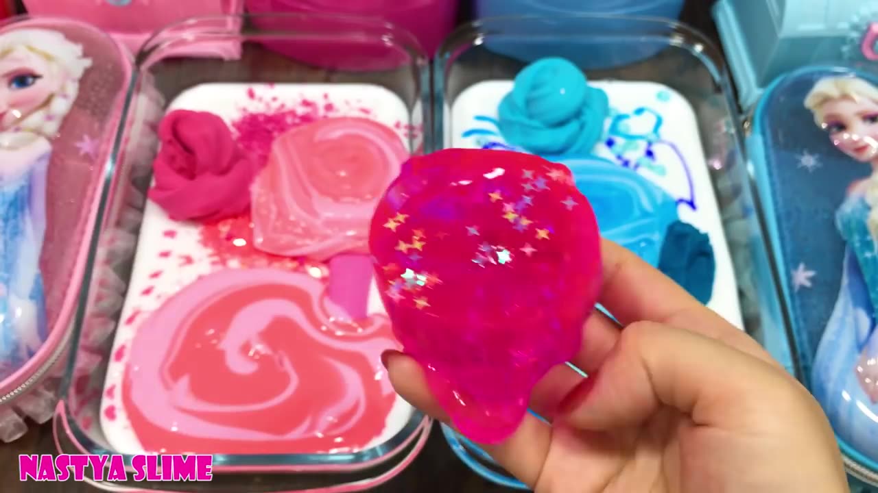 FROZEN PINK vs BLUE ! Mixing Random Things into GLOSSY Slime ! Satisfying Slime Video #156