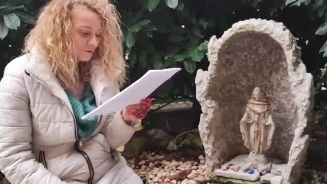 ELISA FANTINI - βLETTERA APERTA A PADRE LIVIO, DIRETTORE DI RADIO MARIA!!βπππ