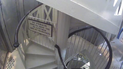 0909USCDTHDomeStairs_2021-01-06_12h00min02s017ms.mp4