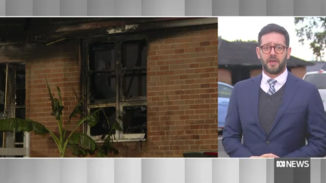 Man arrested after three children killed in Western Sydney house fire _ ABC News