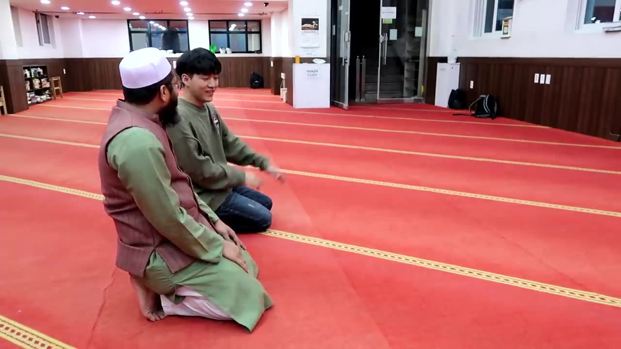 How to do Salah Prayer - Learning with Imam