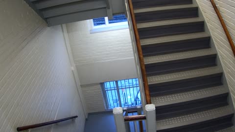 3895FHOB05Stair7_2021-01-06_07h27min21s327ms.mp4