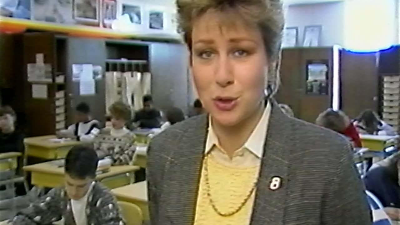 1988 - Mr. Sinclair's Indiana Students Trace Family Trees (Leslie Olsen/WISH)