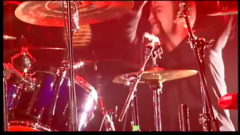 DISTURBED - _Dropping Plates_ live (M.O.L. DVD 2002)