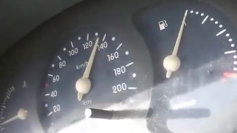 renault kangoo top speed