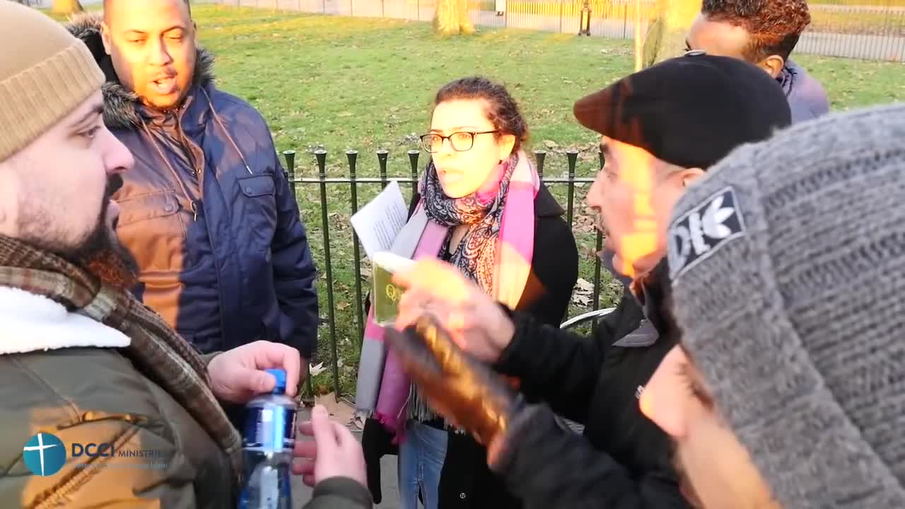 Muslim accusation of Christians -You believe in 3 gods! DCCI Speakers Corner