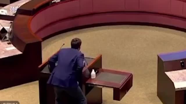 In the US state of Texas, a local official showed support for Ukraine with the help of rap
