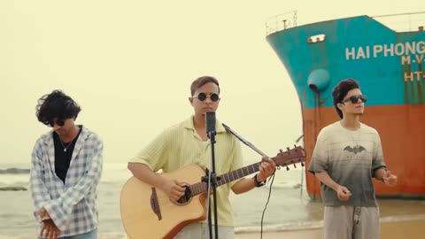 Aankhon Mein Doob Jaane Ko | Deewani Hai Dekho