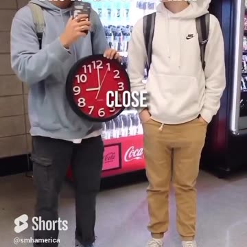 High School Kids Can't Tell Time on Analog Clocks