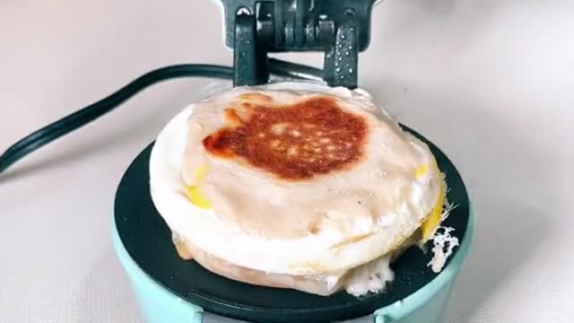 Making an Egg McMuffin at home