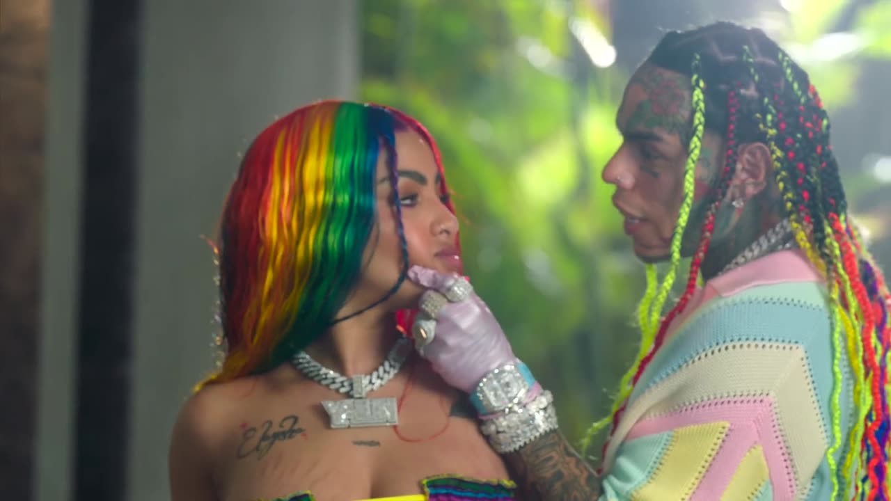 6ix9ine-pa ti(feat. Yailin las mas viral) official music video