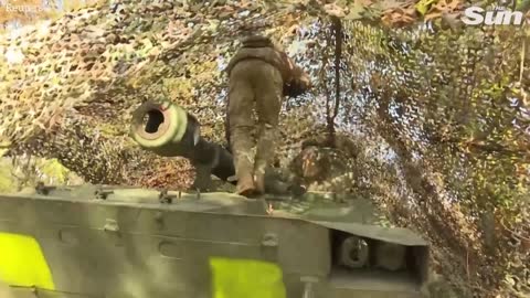 'We'll chase them out'_ Ukrainian troops shell Russian position north of Kherson