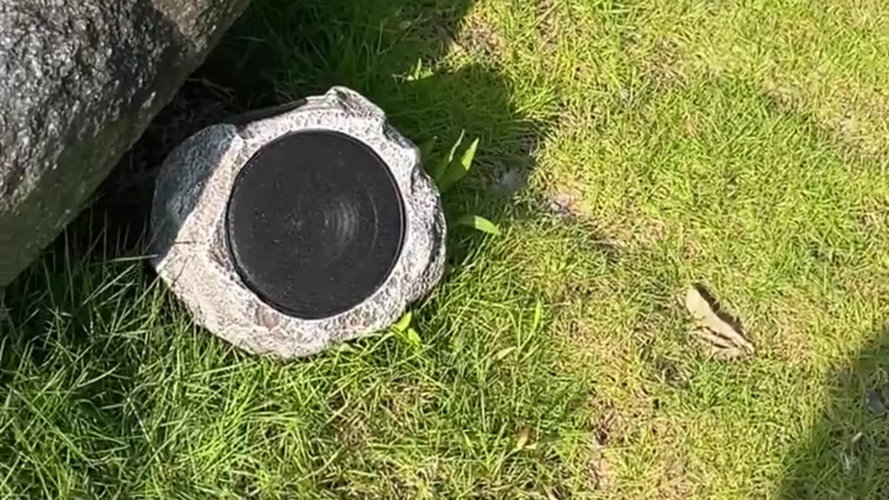 JeeYee Solar Wireless Bluetooth Speaker Garden Sound Waterproof Remote Control