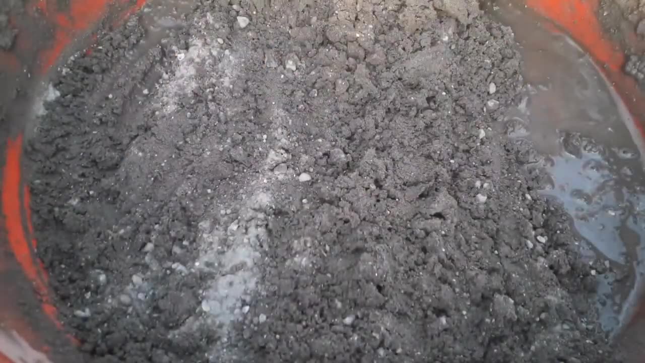 Relaxation crumbling video of sand and mud