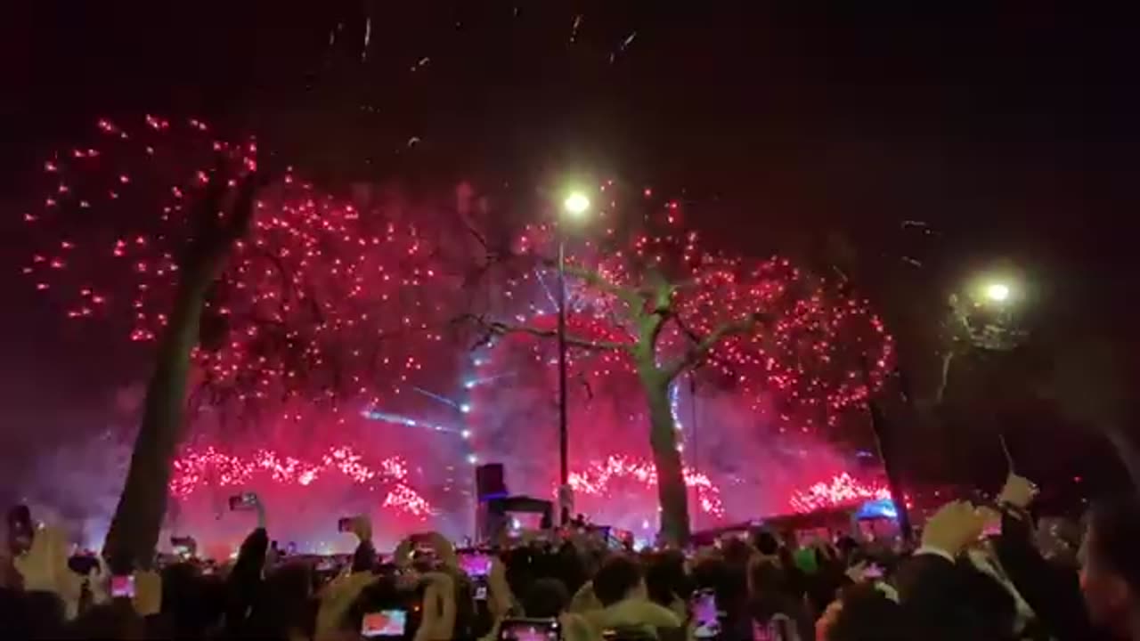 LONDON Eye New Years Eve FIREWORKS _ How we got tickets for the party 2024