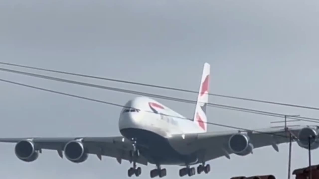 British Airways plane landing