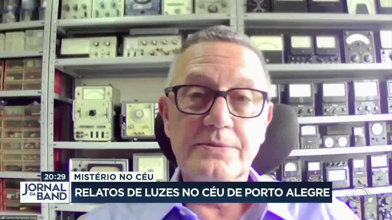 Luzes não identificadas no céu de Porto Alegre