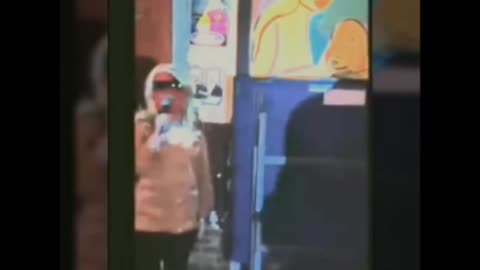 HIDDEN CAMERA - Dinner with Pedophiles at Comet Pizza