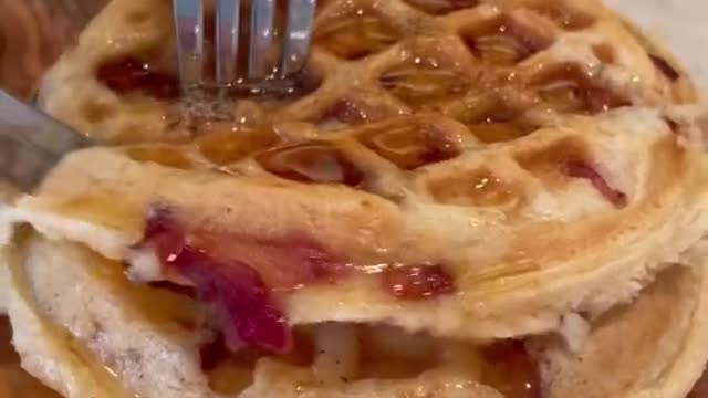 Bacon waffles 😮💨