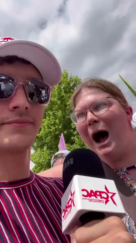 Imagine coming home to this 🐷 every day. Democrats know the feeling. 😂