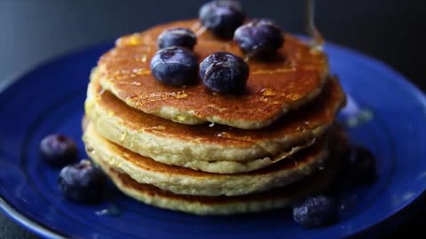 4 Healthy Full-Day Meal Ideas - Turkey Potatoes, Peanut Cookies, Chickpea Salad, Protein Pancakes