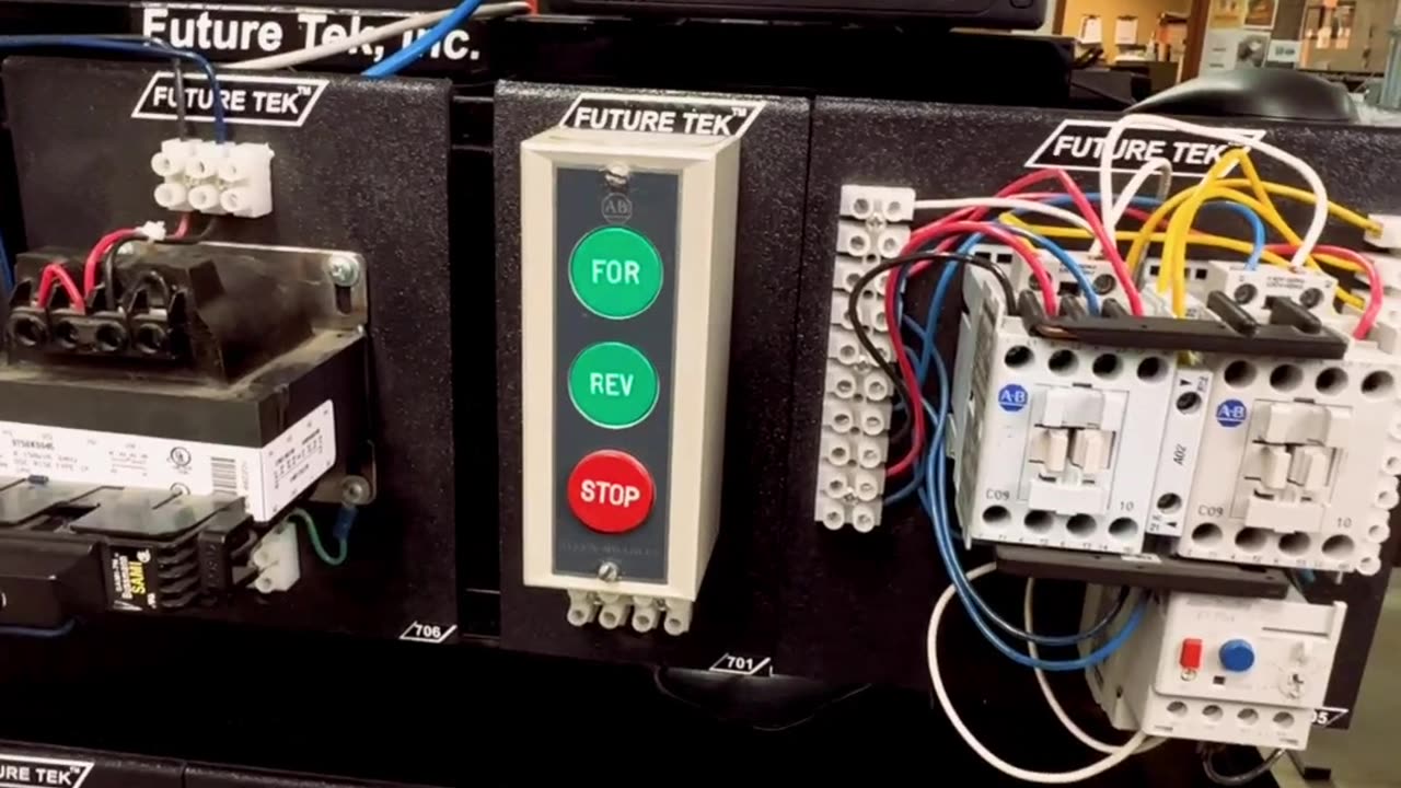 Stop Forward Reverse Circuit Setup